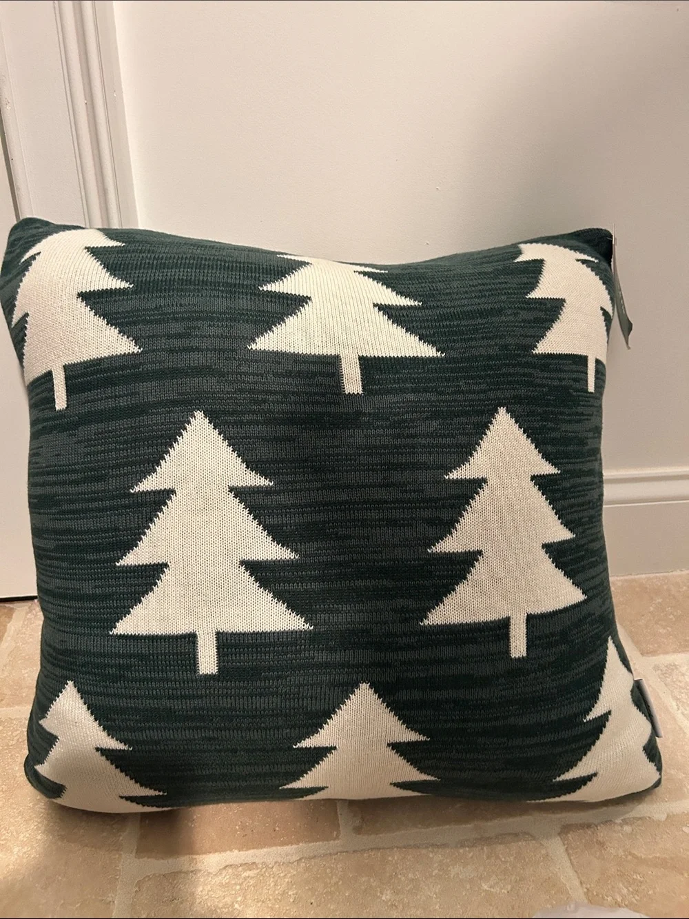 NWT Balsam & Fir Trading Co. Modern Tree Green Pillows! 2 available!